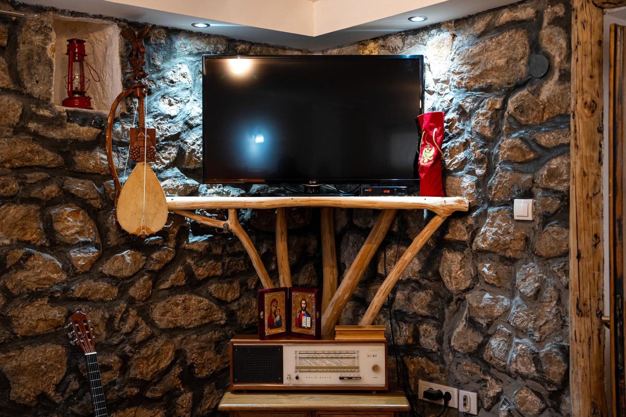 Apartament Old House Kontic Nikšić Zewnętrze zdjęcie